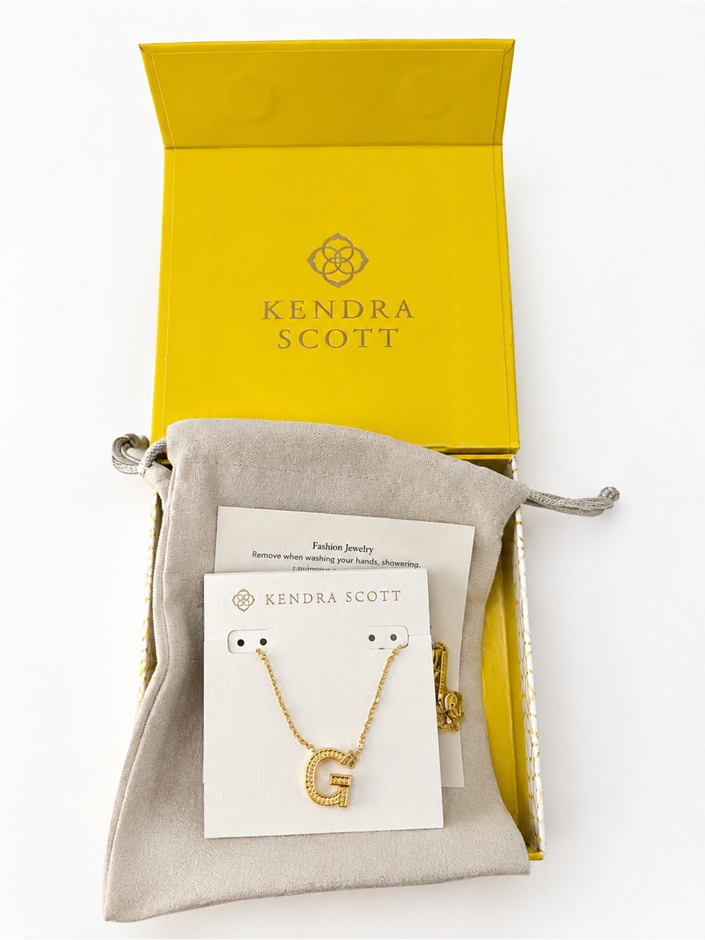 NWT Kendra Scott Letter G
Pendant Necklace - Gold
Metal